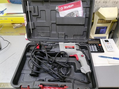 Перфоратор ЗУБР МАСТЕР П-26-800 890000607630