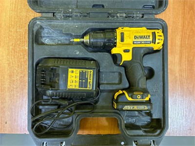 Аккумуляторная дрель-шуруповерт DEWALT DCD710 890000608871