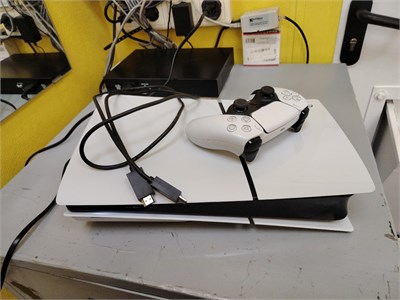 Игровая приставка Sony PlayStation 5 Slim с дисководом (CFI-2015) 890000599143