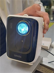 ПРОЕКТОР UMIIO A007 890000611229