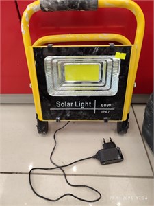 Прожектор переносной Spark Lux Solar Light 60w 890000590590