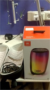 Портативная колонка JBL PULSE 5 890000603128