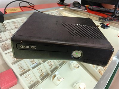 Игровая приставка Microsoft Xbox 360 S 890000617178