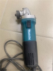 УШМ MAKITA 9558HNR 890000621086
