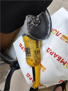 УШМ DeWalt D28492S 890000621128