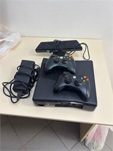 Игровая приставка Microsoft Xbox 360 S + kinect 890000618825