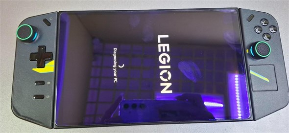 Игровая приставка Lenovo Legion Go Z1 Extreme 890000577500
