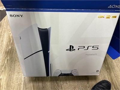 Игровая приставка Sony Playstation 5 Slim с дисководом (CFI-2000) 890000627082