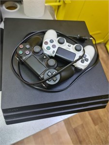 Игровая приставка Sony PlayStation 4 Pro (CUH-7208B) 890000626526