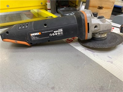 УШМ WORX WX800 890000611435