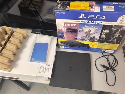Игровая приставка Sony PlayStation 4 Slim 1TB (CUH-2208B) 890000628474