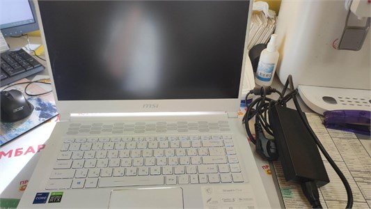 15.6" Ноутбук MSI Stealth 15M A11SEK-205RU (i7 1185G7 RTX 2060) 890000524670