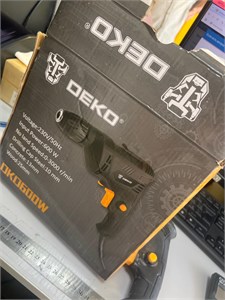 Сетевая дрель DEKO DKD600W 890000631046