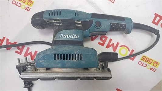 Вибрационная шлифмашина Makita BO3711 890000611272
