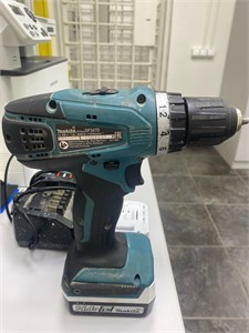 Аккумуляторная дрель-шуруповерт Makita DF347D 890000634073
