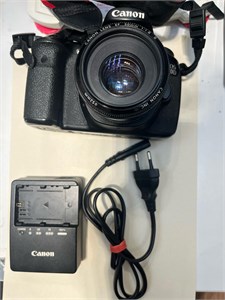 Фотоаппарат Canon EOS 60D + объектив 50mm 890000634239