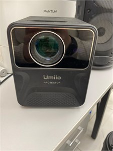 Портативный проектор UMIIO P860 890000635419