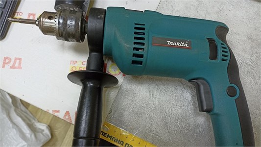 Ударная дрель Makita HP1620 890000639285