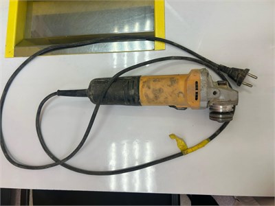 УШМ INGCO AG110028 890000637774