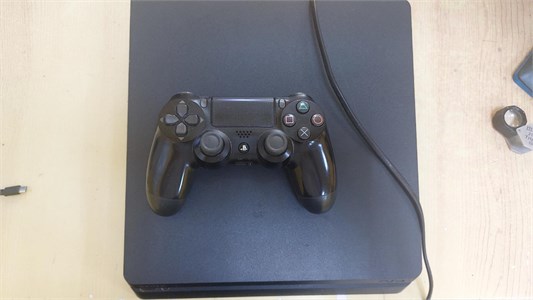 ПРИСТАВКА SONY PLAY STATION 4 SLIM 500 890000641250
