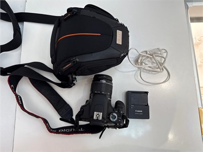 Фотоаппарт Canon EOS 600D KIT 890000640564