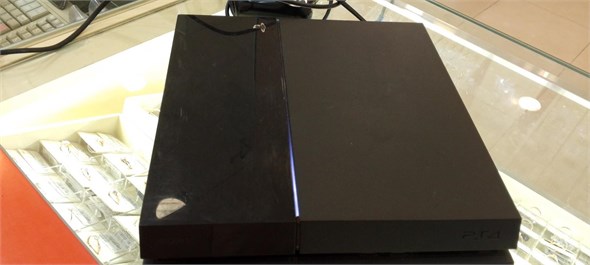 Sony PS4 CUH-110BA 890000604024