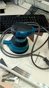 Шлифмашина Makita BO5030 890000643797