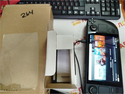 Портативная игровая консоль Valve Steam Deck (1010) 890000635456