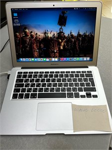 Apple MacBook Air (13-inch, 2017) i5 890000647605 Apple MacBook Air (13-inch, 2017) i5 890000647605