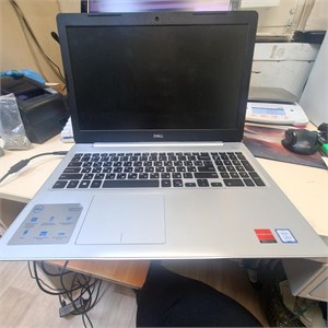 Ноутбук Dell Inspiron 5570 7020U 890000647777 Ноутбук Dell Inspiron 5570 7020U 890000647777