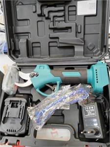 СЕКАТОР АККУМУЛЯТОРНЫЙ  SEMERU 890000638939 СЕКАТОР АККУМУЛЯТОРНЫЙ  SEMERU 890000638939