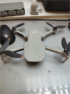Квадрокоптер dji mini 2 fly more combo 890000653698
