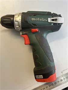 Аккумуляторная дрель-шуруповерт Metabo PowerMaxx BS 10.8V 890000653662