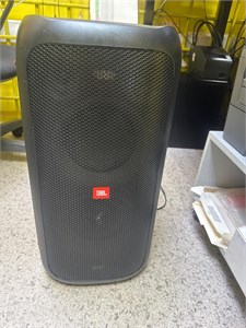 Колонка JBL Partybox 100 890000644765