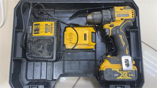 ШУРУПОВЕРТ DEWALT DCD708 890000582441