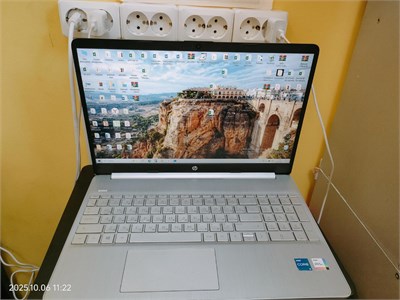 Ноутбук HP LAPTOP 15S-FQ2XXX I5-1135G7 890000656513
