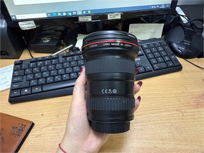 Объектив Canon Zoom Lens EF 16-35 890000658001
