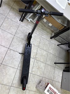 Электросамокат TRIBE KARO 890000658667