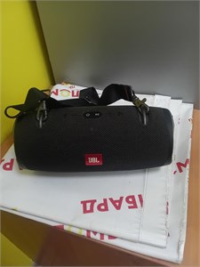 Портативная колонка JBL Xtreme 2 890000657403