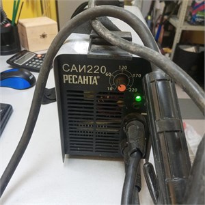 Сварочник Ресанта САИ 220 890000647620