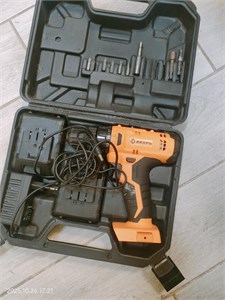 Дрель-шуруповерт Вихрь ДА-18Л-2К 890000662685