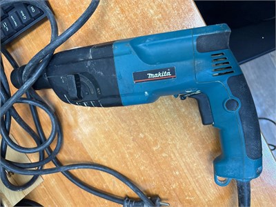 ПЕРФОРАТОР MAKITA HR2440 890000560680