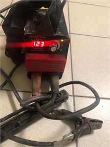 Сварочник Энергомаш СА-220 890000665088